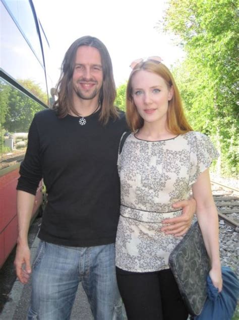 simone simons husband